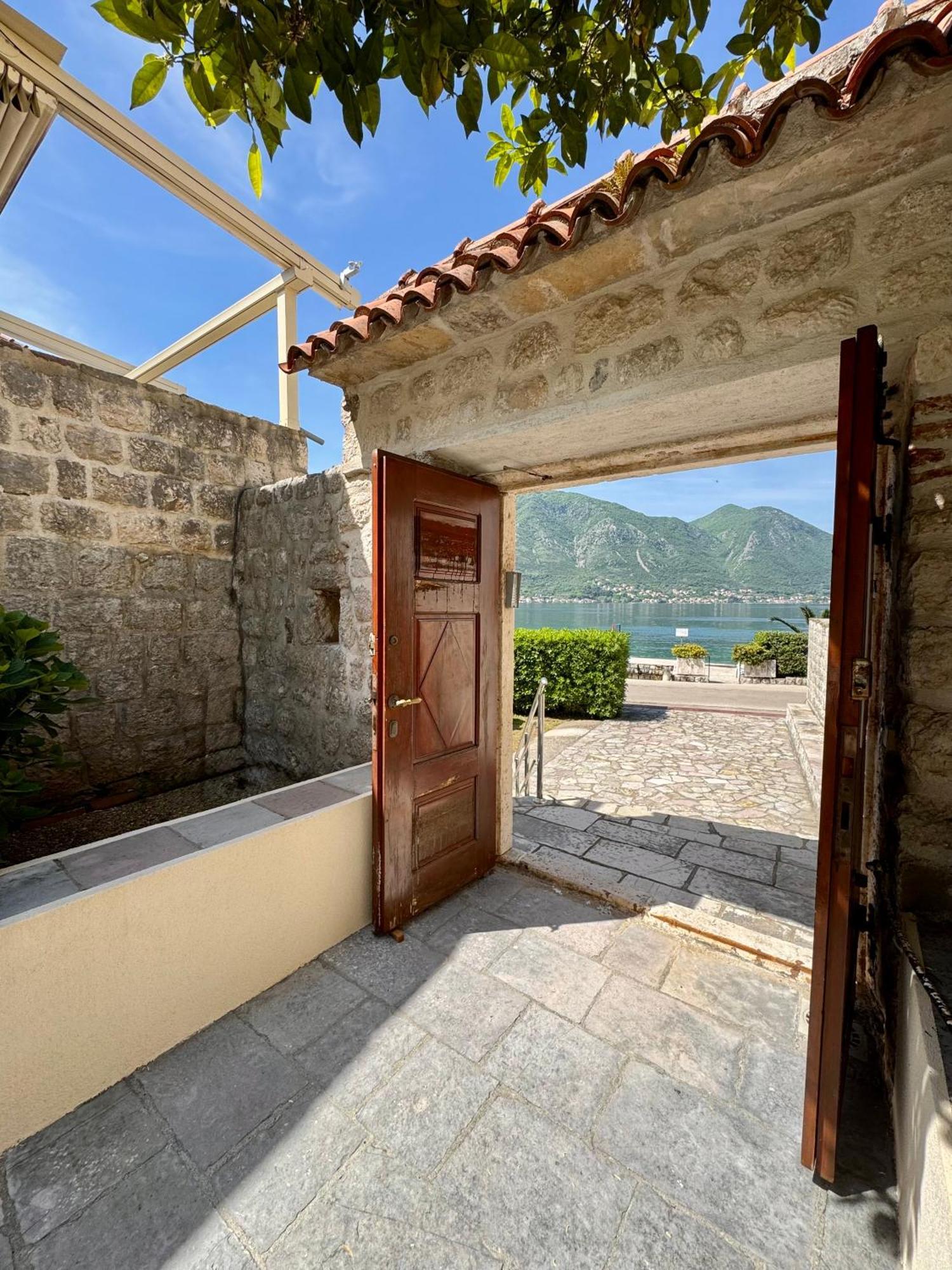 Apartments Radonicic Kotor Buitenkant foto